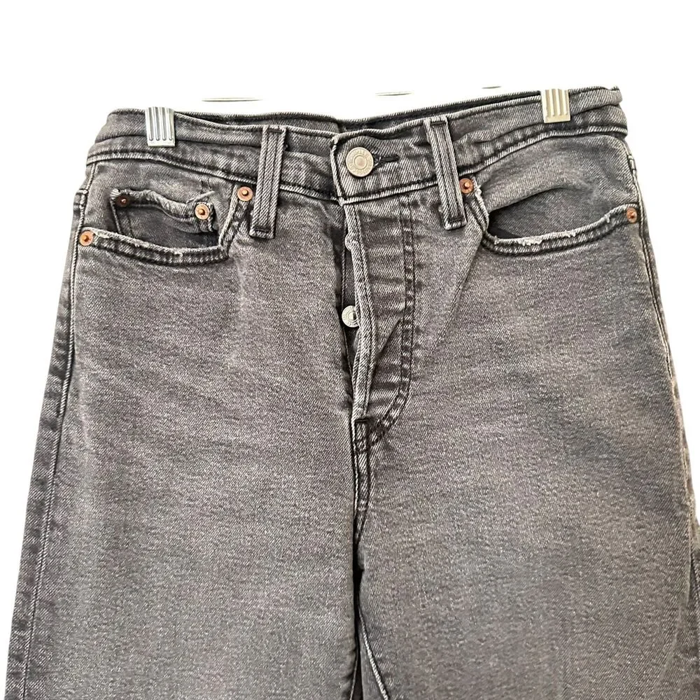 LEVIS Wedgie Distressed Ankle Denim Gray Wash Sz‎ 28